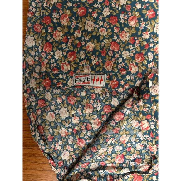Faze Apparel San Francisco Men’s Floral Button Up Shirt Short Sleeve Size Small - Picture 4 of 6